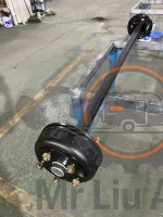 Ось для прицепа 1800 кг прямая с тормозом 250×40 OEM | тормозная ось 50 мм для кемпера лодочного трейлера и грузовой платформы — изображение 3